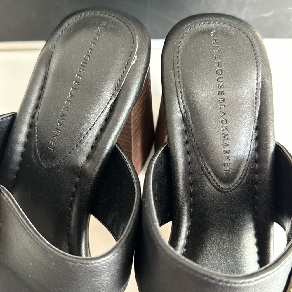 NWT WHBM Bamboo Buckle Mid-Heel Sandal Size 8 - Picture 9 of 10